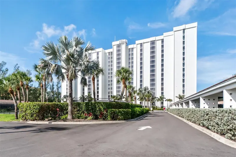 2425 GULF OF MEXICO DRIVE #7C, LONGBOAT KEY