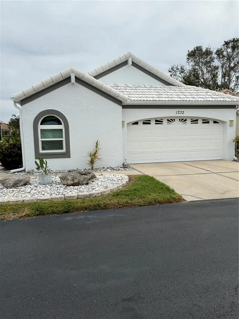 1332 CAPRI ISLES BOULEVARD, VENICE