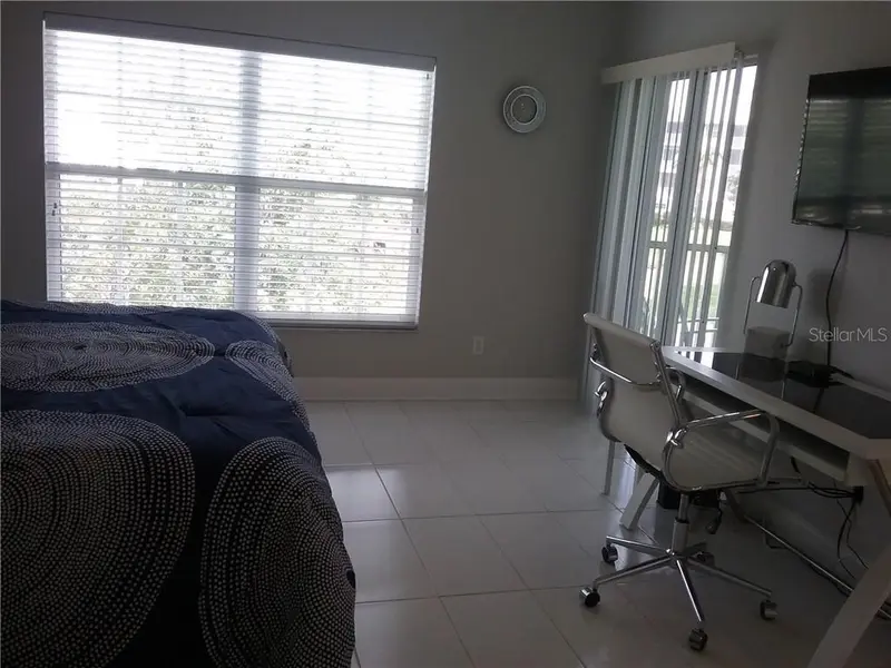 Thumbnail 33