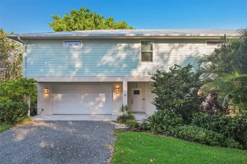 501 CHANNEL LANE, LONGBOAT KEY