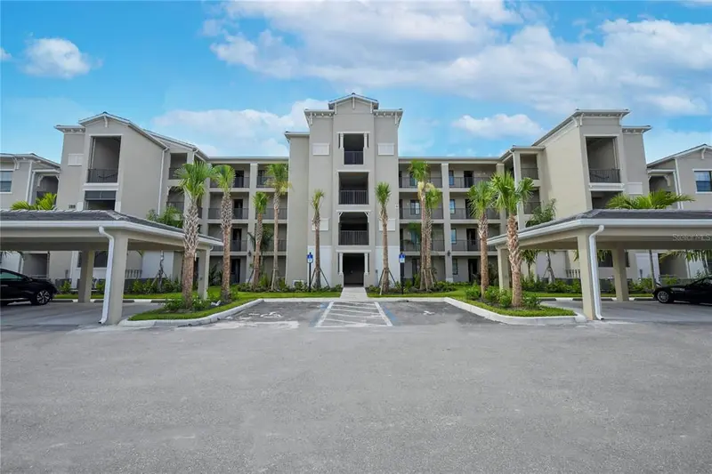 17810 GAWTHROP STREET #101, LAKEWOOD RANCH