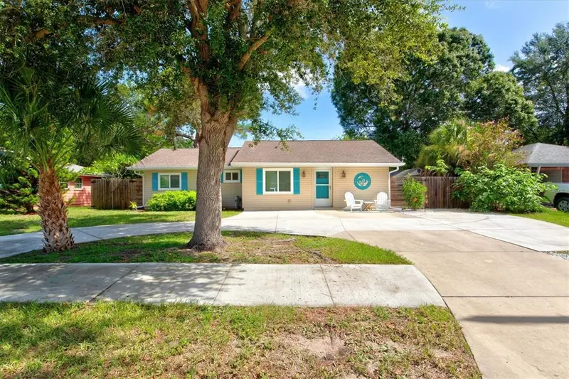 2729 SYDELLE STREET, SARASOTA