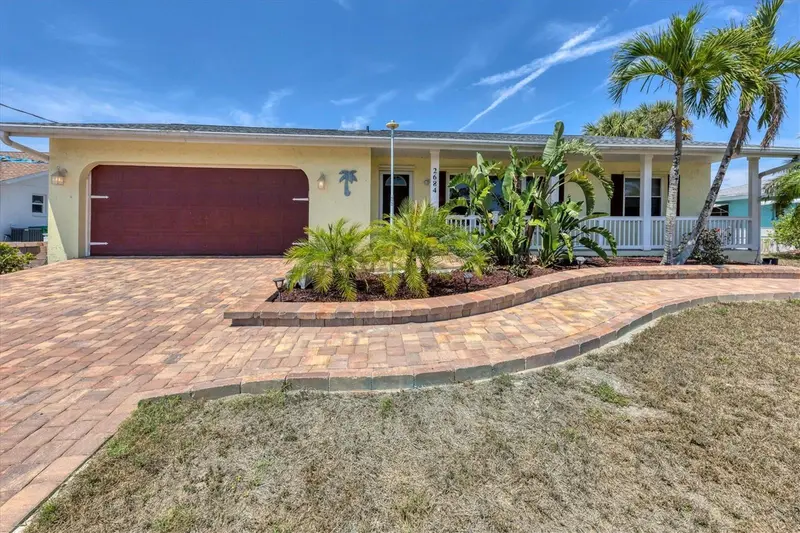 2684 TITANIA ROAD, ENGLEWOOD