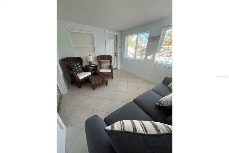 Thumbnail 53