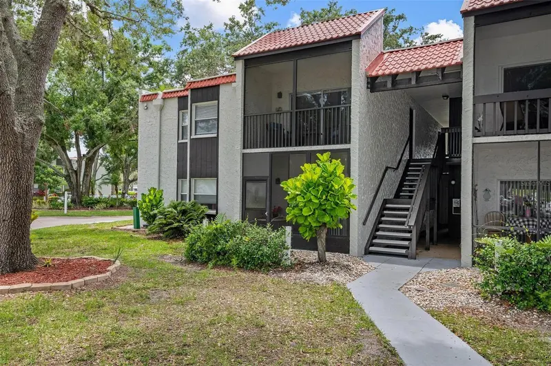 3201 BENEVA ROAD #201, SARASOTA