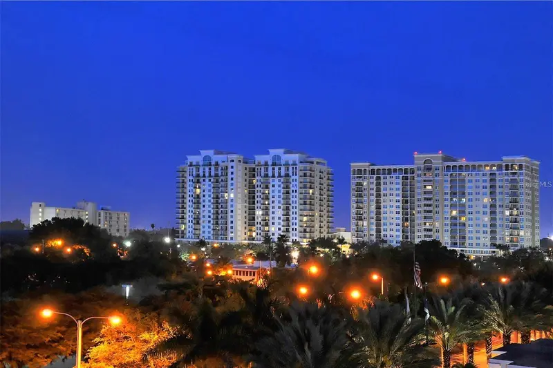 Thumbnail 52