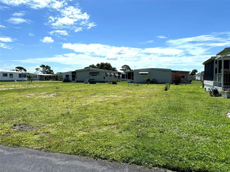 239 ESTRADA, NORTH PORT