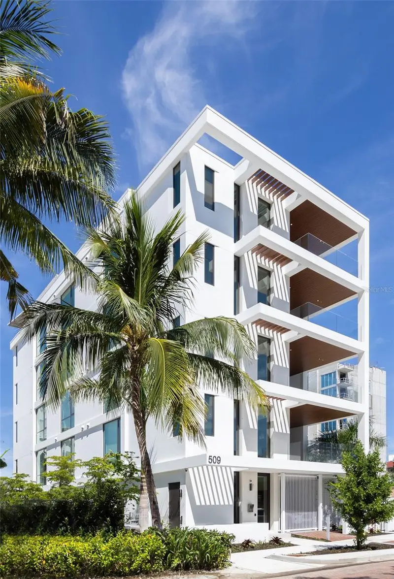 509 GOLDEN GATE POINT #2, SARASOTA, photo 2 of 28