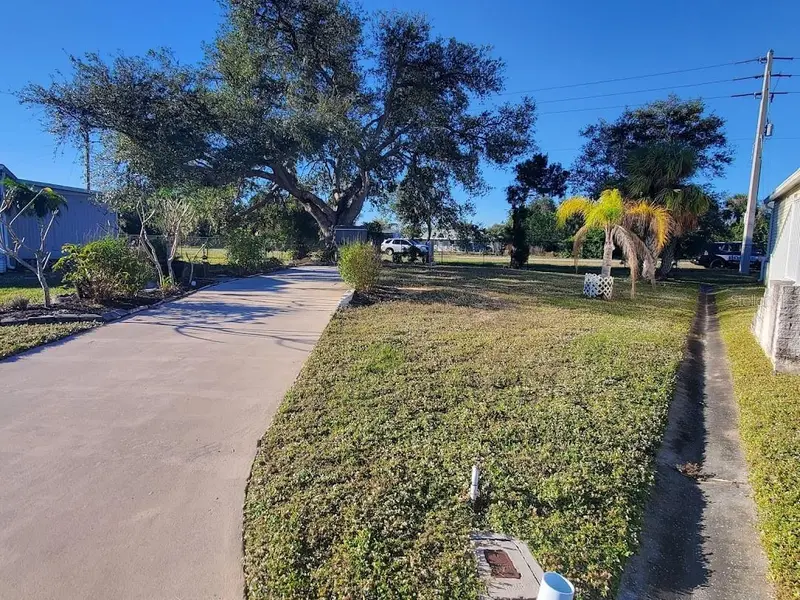 6880 PLEASANT COURT, NORTH PORT