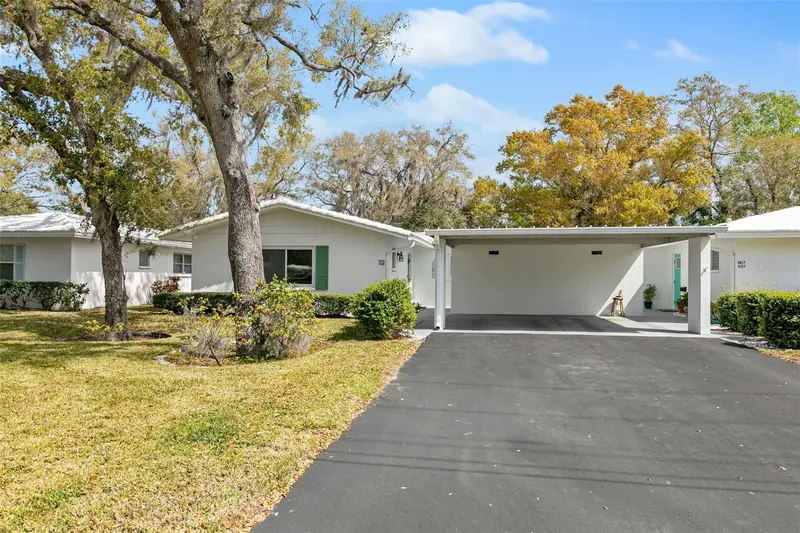 3915 SCHWALBE DRIVE #128, SARASOTA