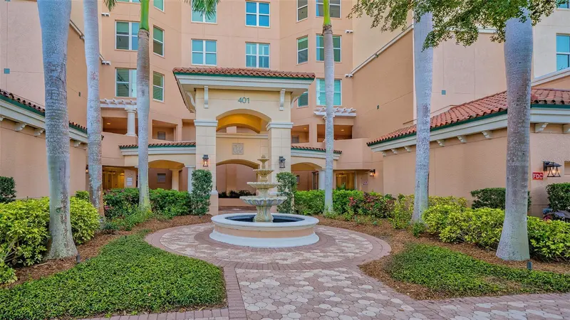 401 N POINT ROAD #301, OSPREY