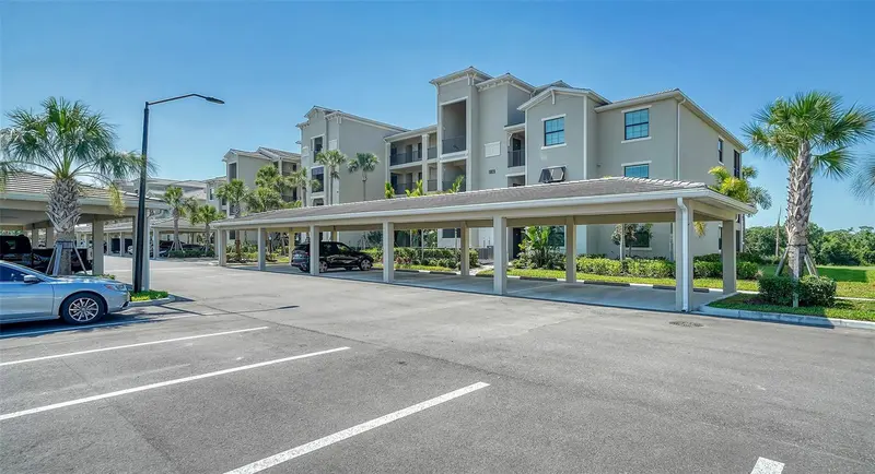 18028 GAWTHROP DRIVE #306, BRADENTON