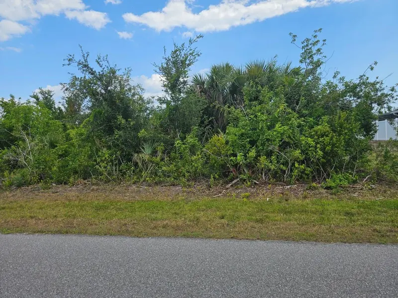 15595 STUART CIRCLE, PORT CHARLOTTE