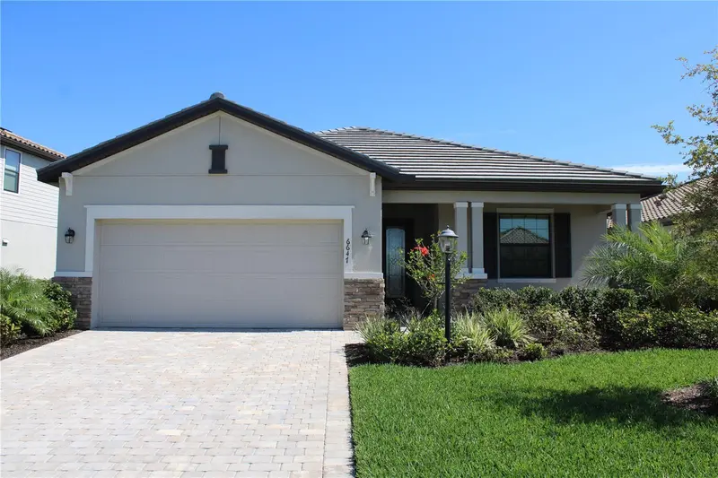 6647 CLAIRBORNE LANE, BRADENTON