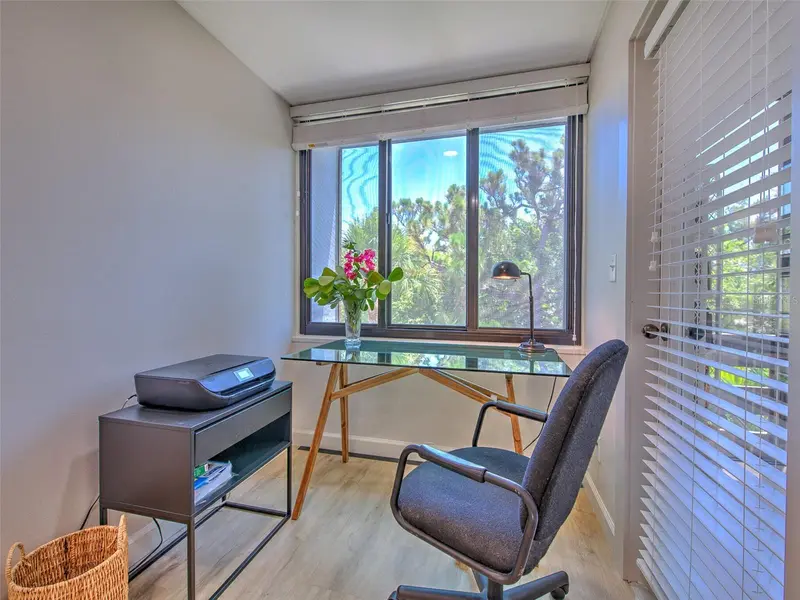 Thumbnail 34