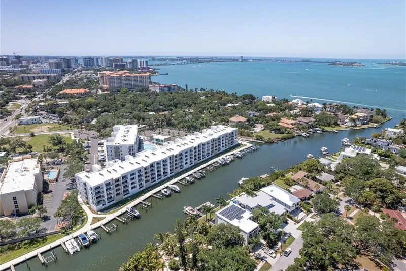 1709 TAMIAMI TRAIL #201, SARASOTA