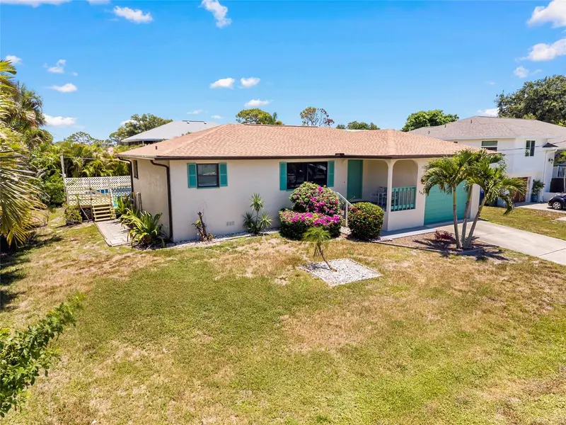 309 SHORE T ROAD, NOKOMIS