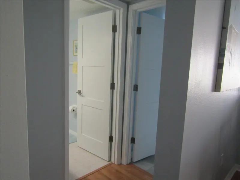 Thumbnail 27