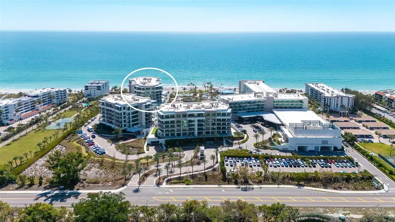 1561 GULF OF MEXICO DRIVE #403, LONGBOAT KEY