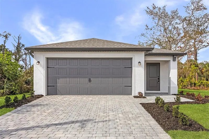 4743 MICHALER STREET, NORTH PORT