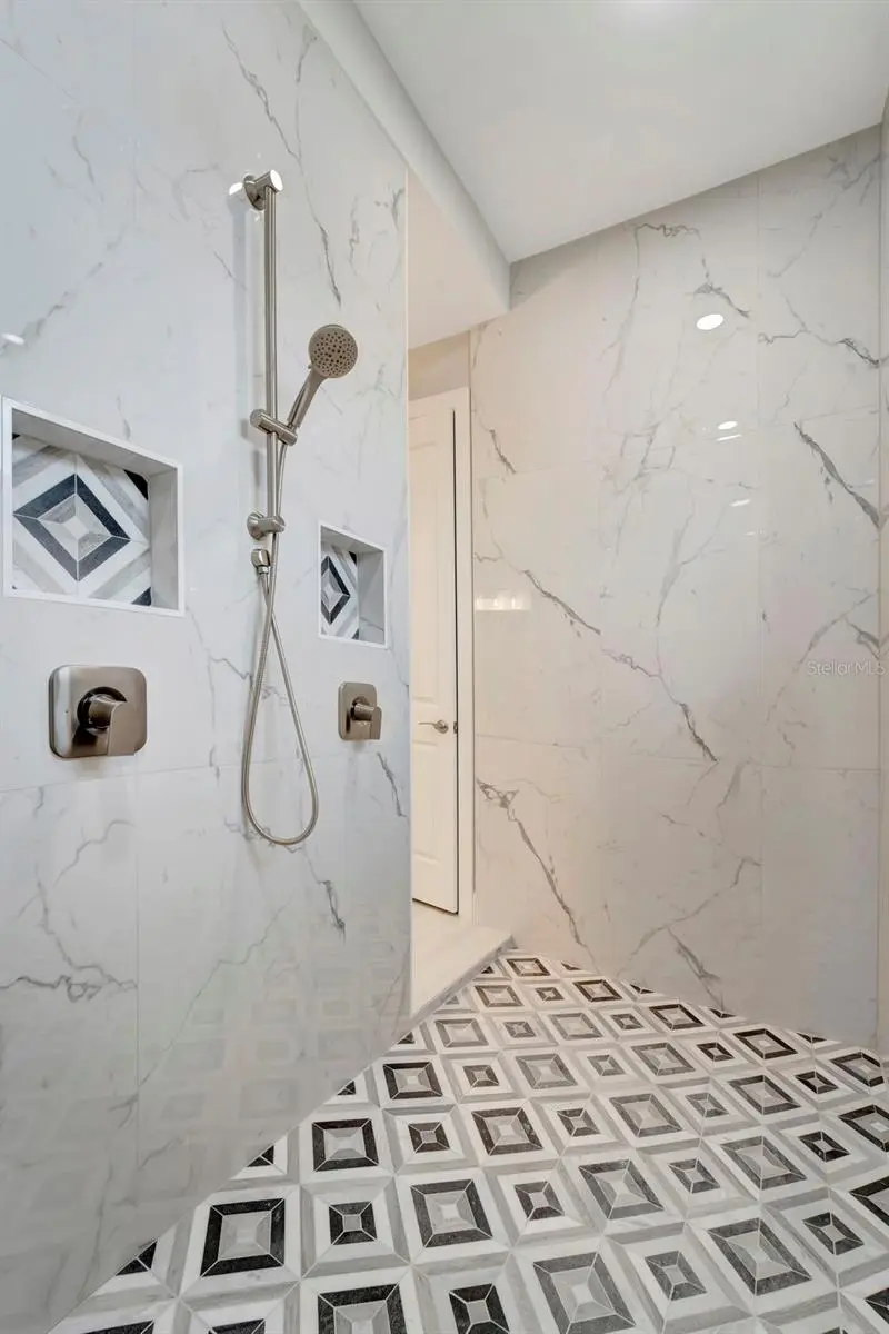 Thumbnail 22