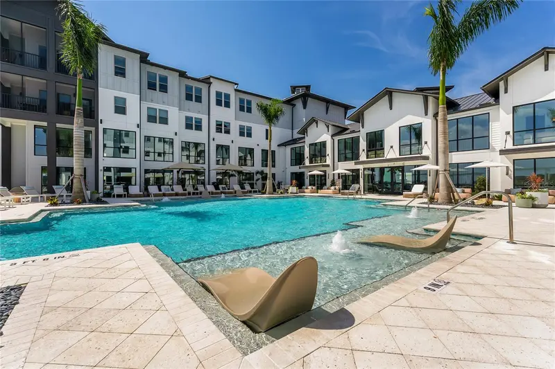 1420 LAKEFRONT DRIVE #ST-3303, SARASOTA