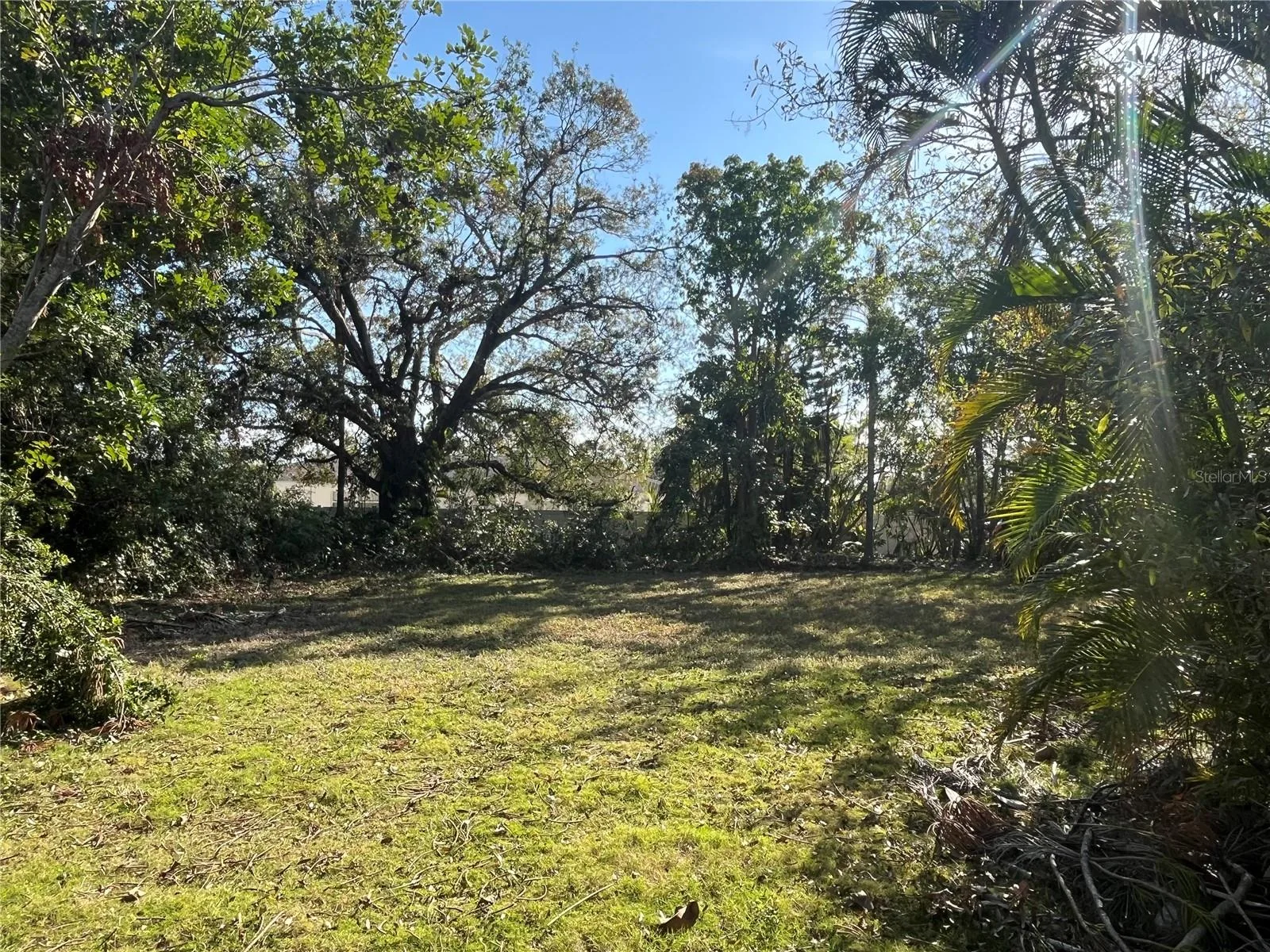 CORNER LOT ON RINGLING BLVD AND DAVIS BLVD