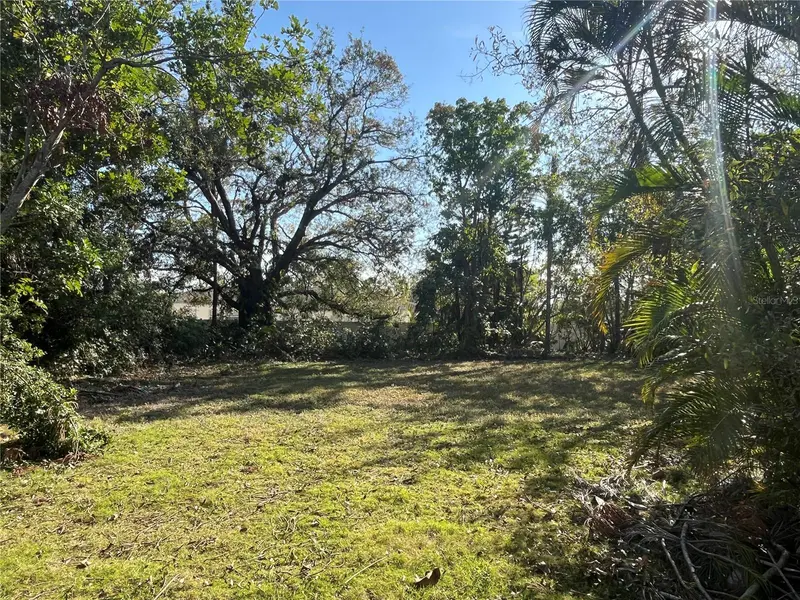2450 RINGLING BOULEVARD, SARASOTA