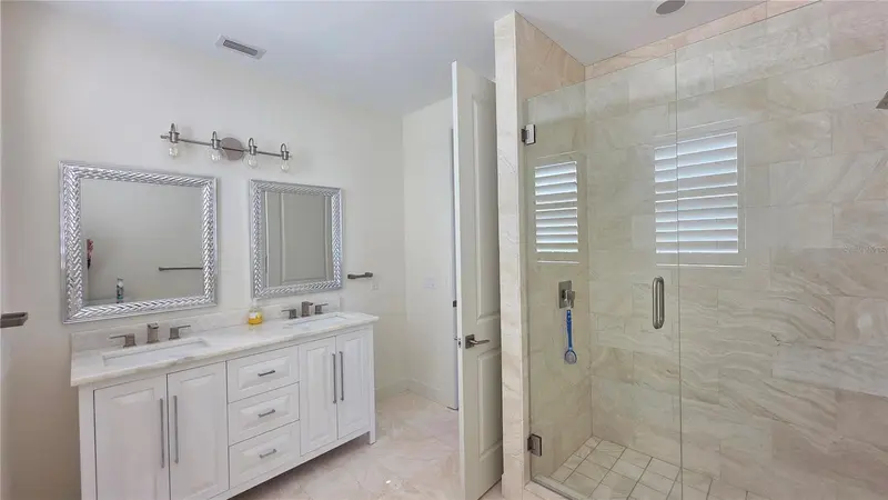 Thumbnail 35