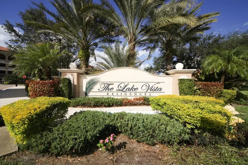 7710 LAKE VISTA COURT #205, LAKEWOOD RANCH, photo 3 of 60