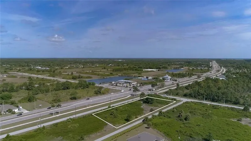 8420 WILTSHIRE DRIVE, PORT CHARLOTTE