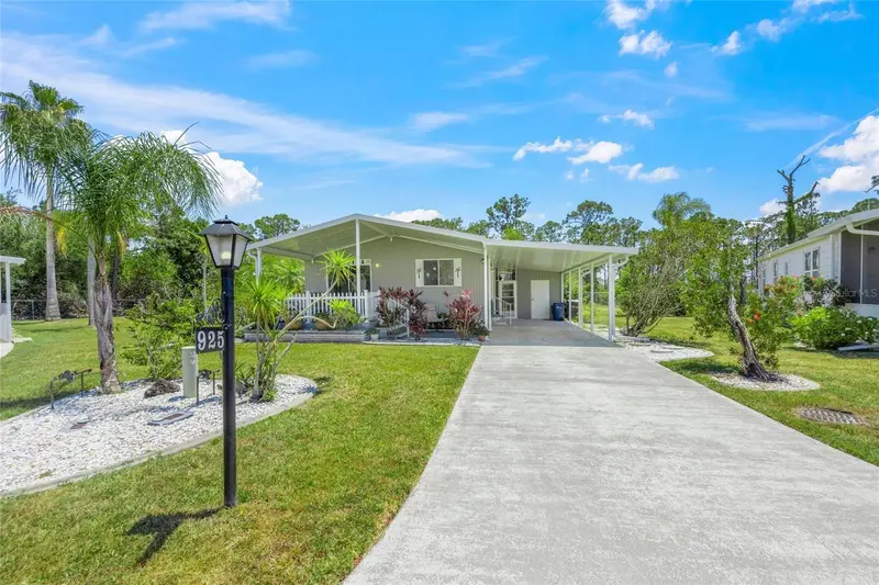 925 IGLESIA DRIVE, NORTH PORT