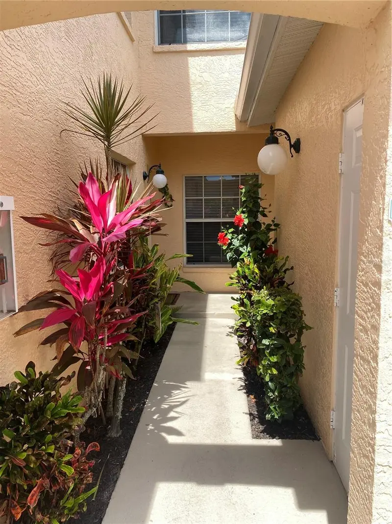 801 GONDOLA PARK DRIVE #801, VENICE