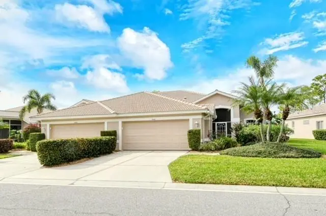 9480 FOREST HILLS CIRCLE, SARASOTA