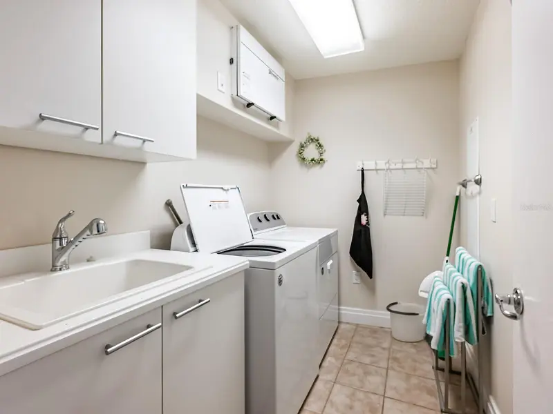 Thumbnail 27