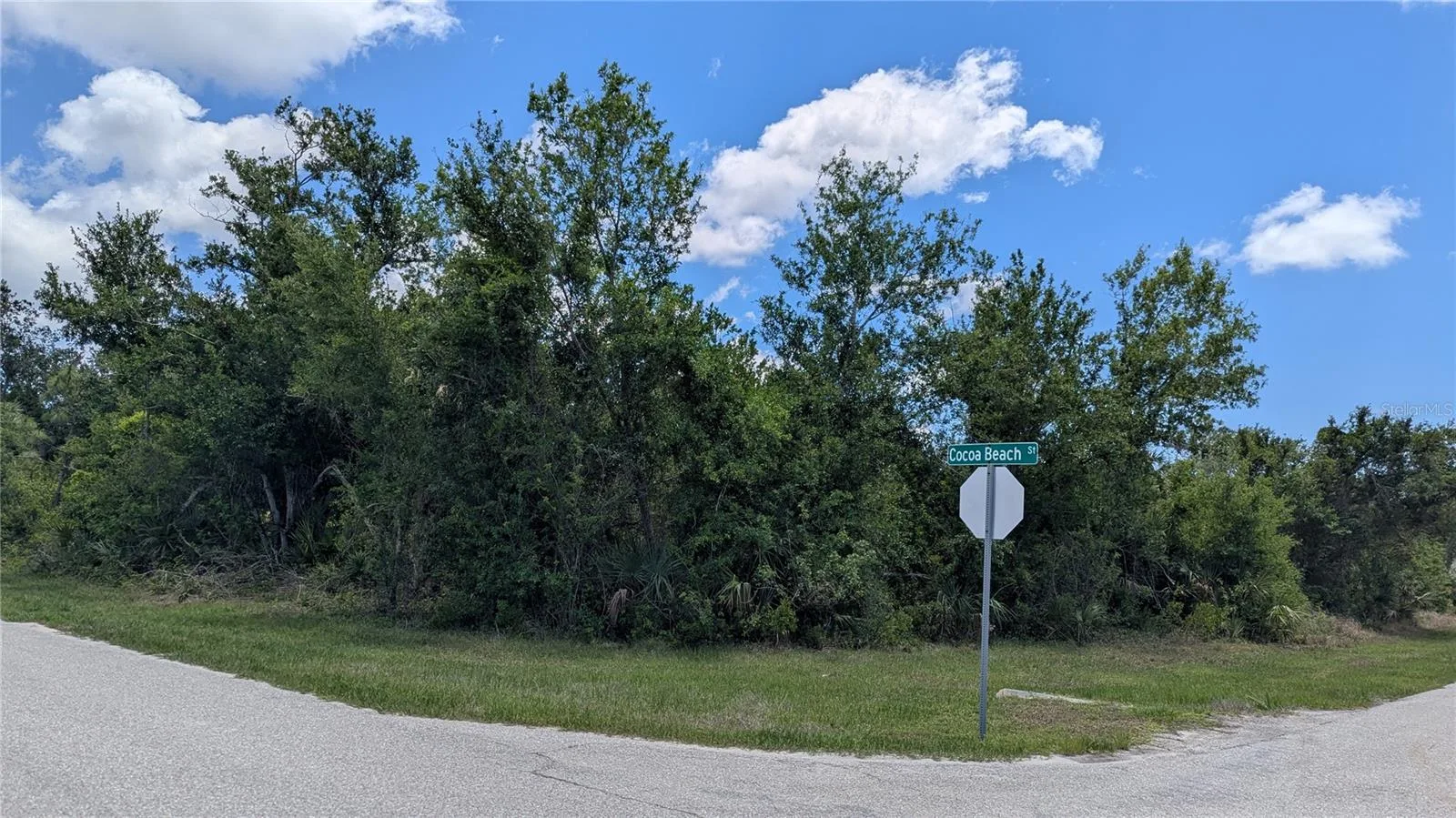 Welcome to Cocoa Beach Street in South Gulf Cove