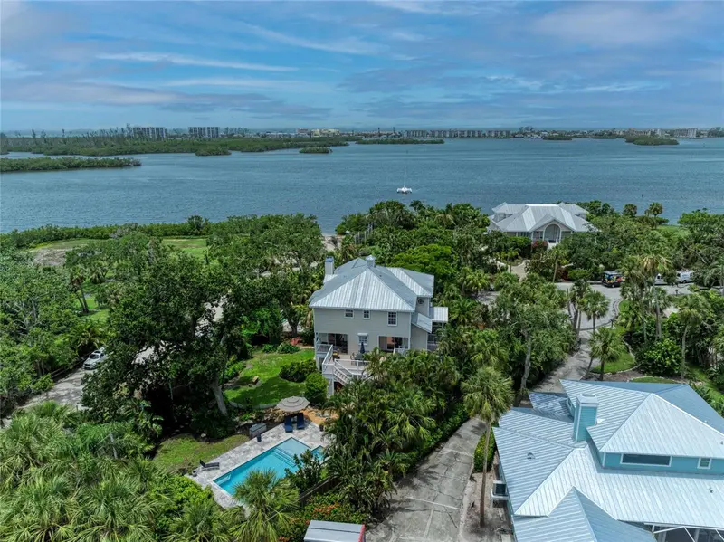 8963 FISHERMENS BAY DRIVE, SARASOTA