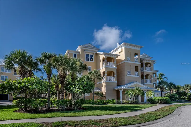 8581 AMBERJACK CIRCLE #301, ENGLEWOOD