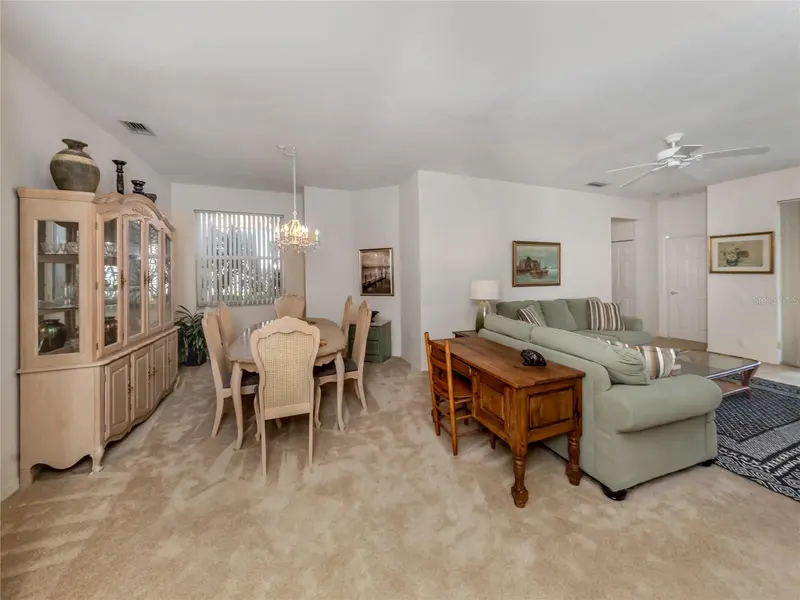 4831 SUMMERTREE ROAD, VENICE, photo 4 of 35