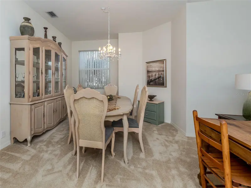 4831 SUMMERTREE ROAD, VENICE, photo 5 of 35
