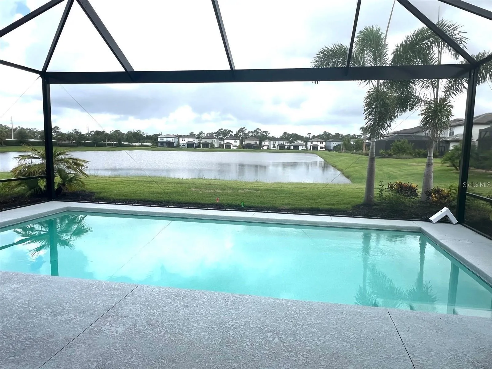 PRIVATE POOL