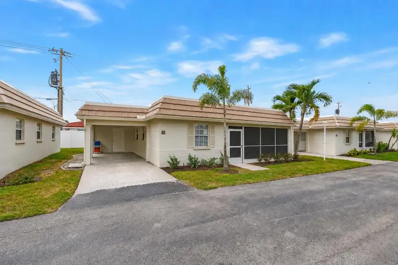 6150 MIDNIGHT PASS ROAD #V38, SARASOTA