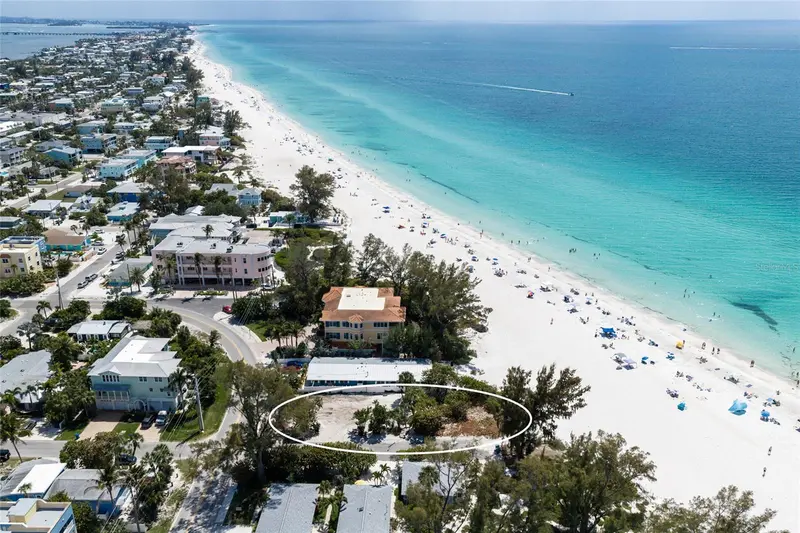 3720 GULF DRIVE, HOLMES BEACH