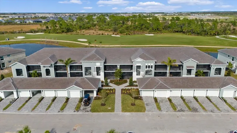 12440 WELLEN GOLF STREET #203, VENICE