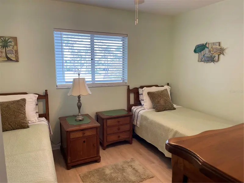 Thumbnail 18