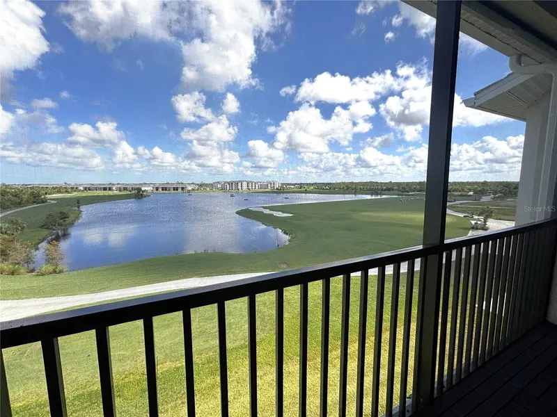 12140 WELLEN GOLF STREET #404, VENICE
