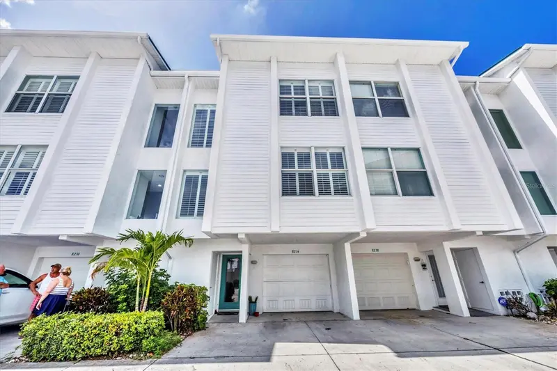 8234 HARBORSIDE CIRCLE, ENGLEWOOD