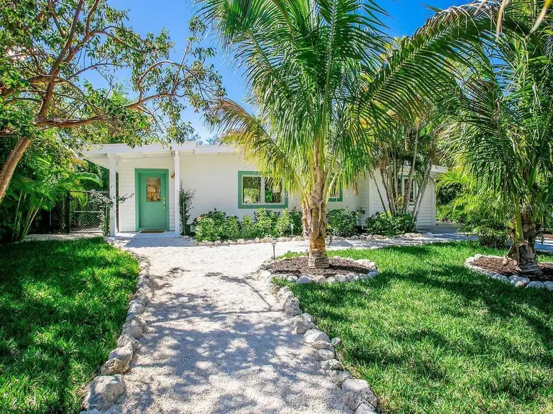 6979 LONGBOAT DRIVE, LONGBOAT KEY