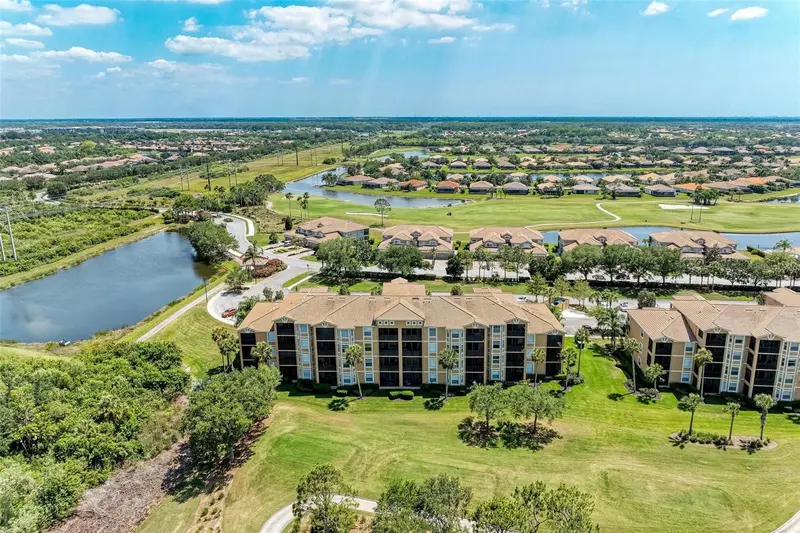 8403 GRAND ESTUARY TRAIL #107, BRADENTON