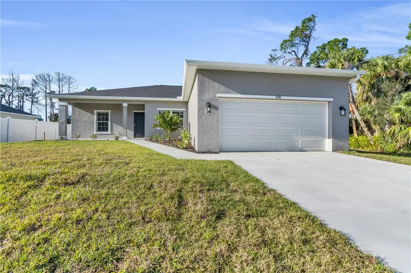 5289 GILLOT BOULEVARD, PORT CHARLOTTE